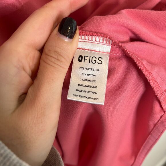 FIGS Rafaela Oversized Scrub Top Neon Pink Sz L - Picture 7 of 7